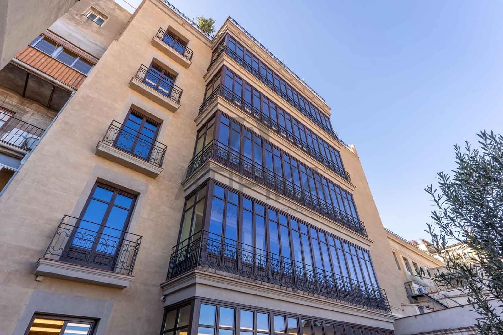 5 bedroom Office for rent in Barcelona city - € 12,303 (Ref: 9548740)