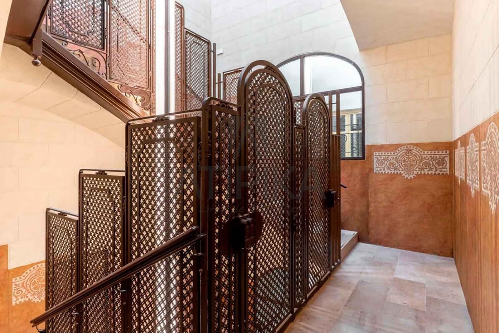 5 bedroom Office for rent in Barcelona city - € 12,303 (Ref: 9548740)