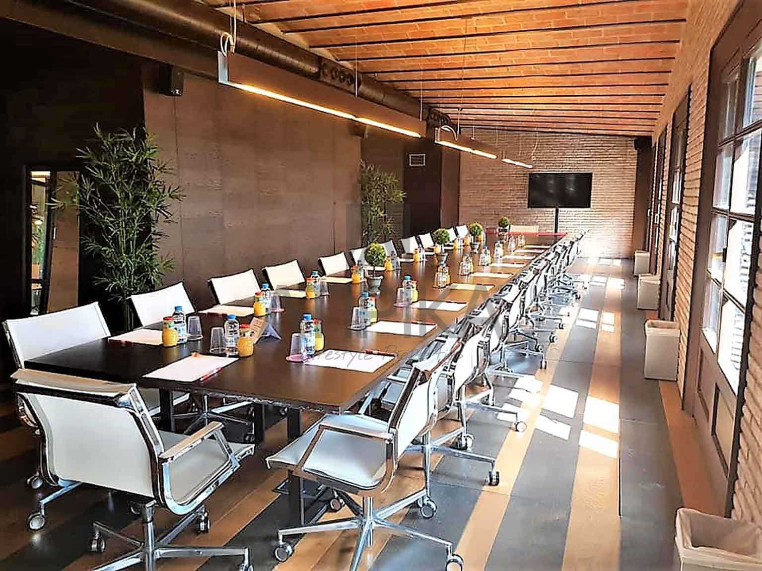 10 soverom Kontor til leie i Barcelona by - € 15 000 (Ref: 9548742)