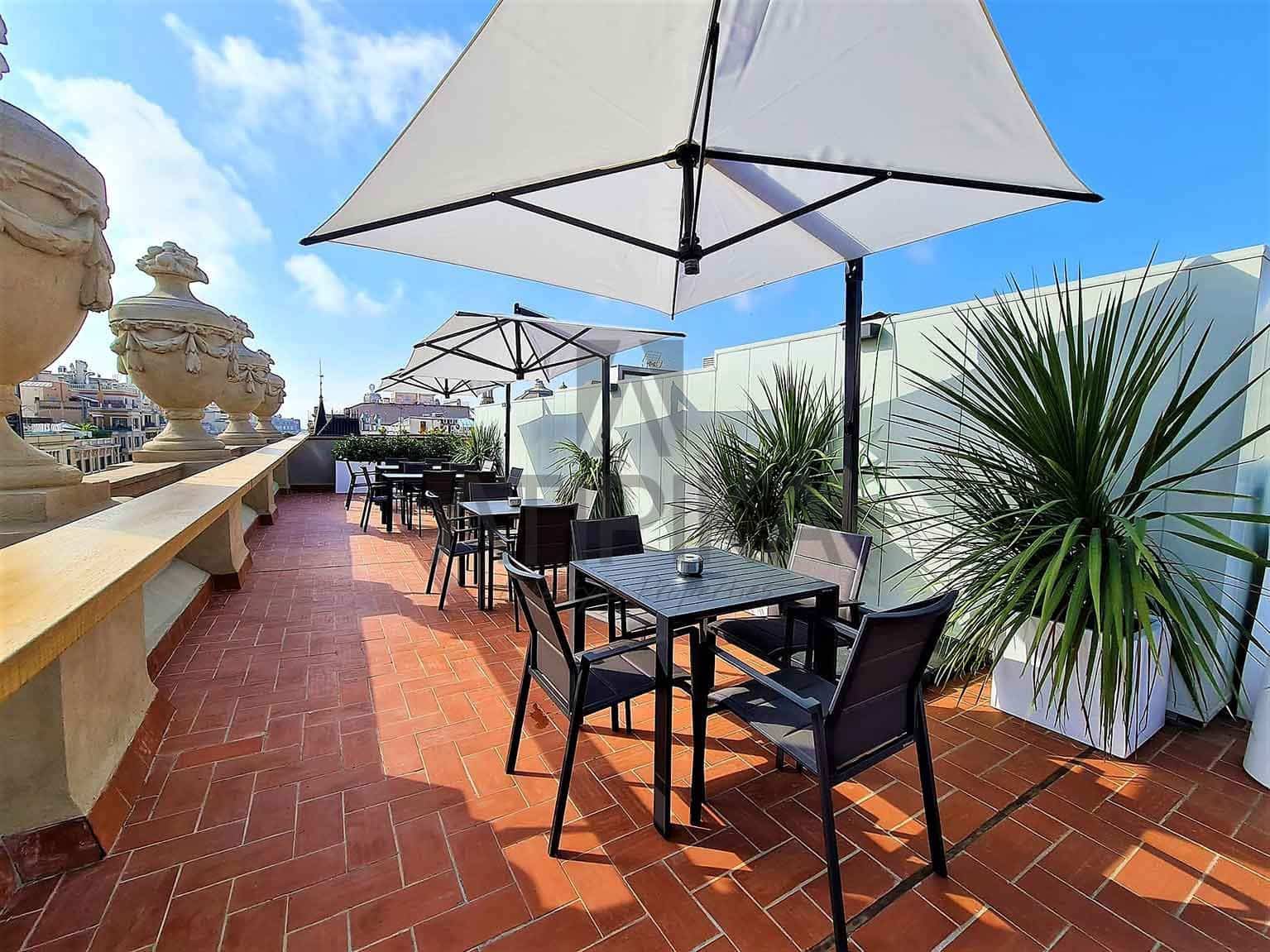 10 camera da letto Ufficio da affittare in Barcelona citta - 8.900 € (Rif: 9548743)