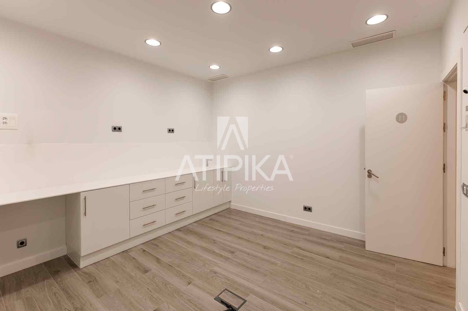 2 sovrum Kommersiell att hyra i Barcelona stad - 24 003 € (Ref: 9548744)