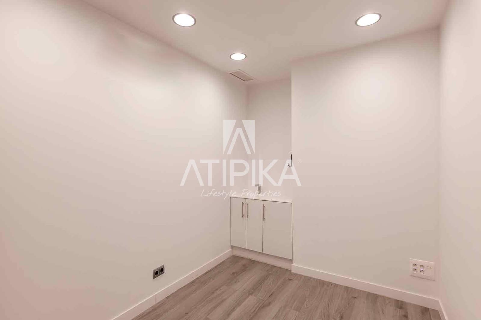 2 sovrum Kommersiell att hyra i Barcelona stad - 24 003 € (Ref: 9548744)