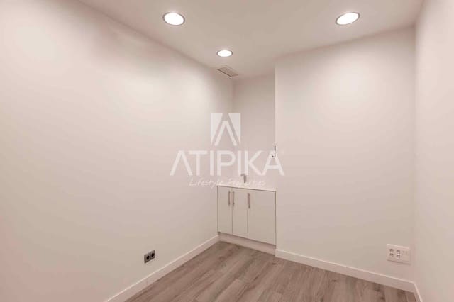 2 sovrum Kommersiell att hyra i Barcelona stad - 24 003 € (Ref: 9548744)