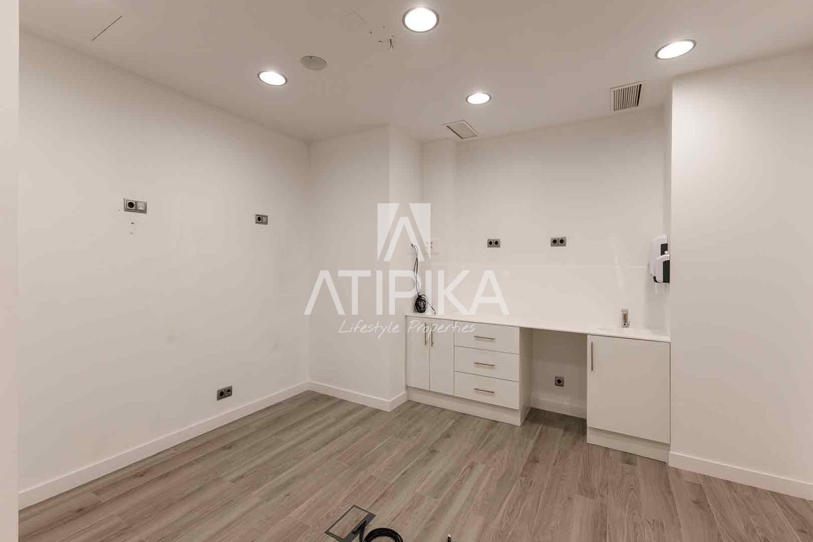 2 sovrum Kommersiell att hyra i Barcelona stad - 24 003 € (Ref: 9548744)