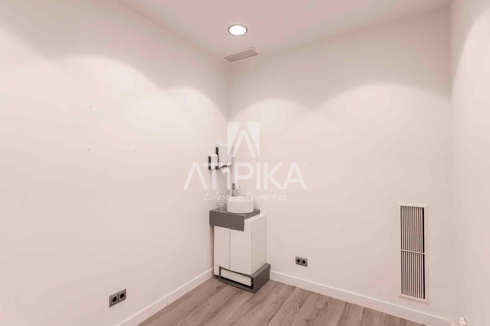 2 sovrum Kommersiell att hyra i Barcelona stad - 24 003 € (Ref: 9548744)