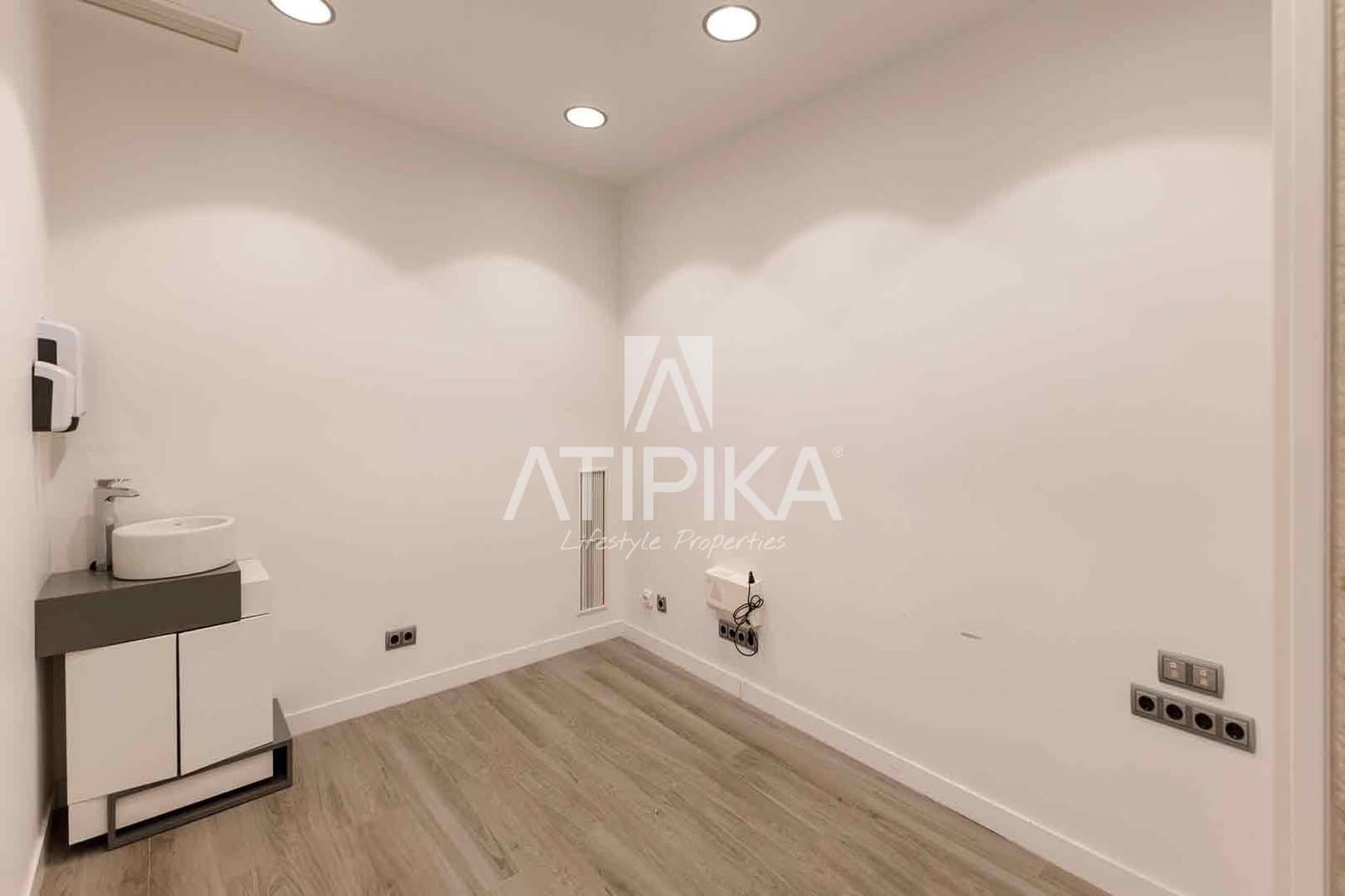 2 sovrum Kommersiell att hyra i Barcelona stad - 24 003 € (Ref: 9548744)