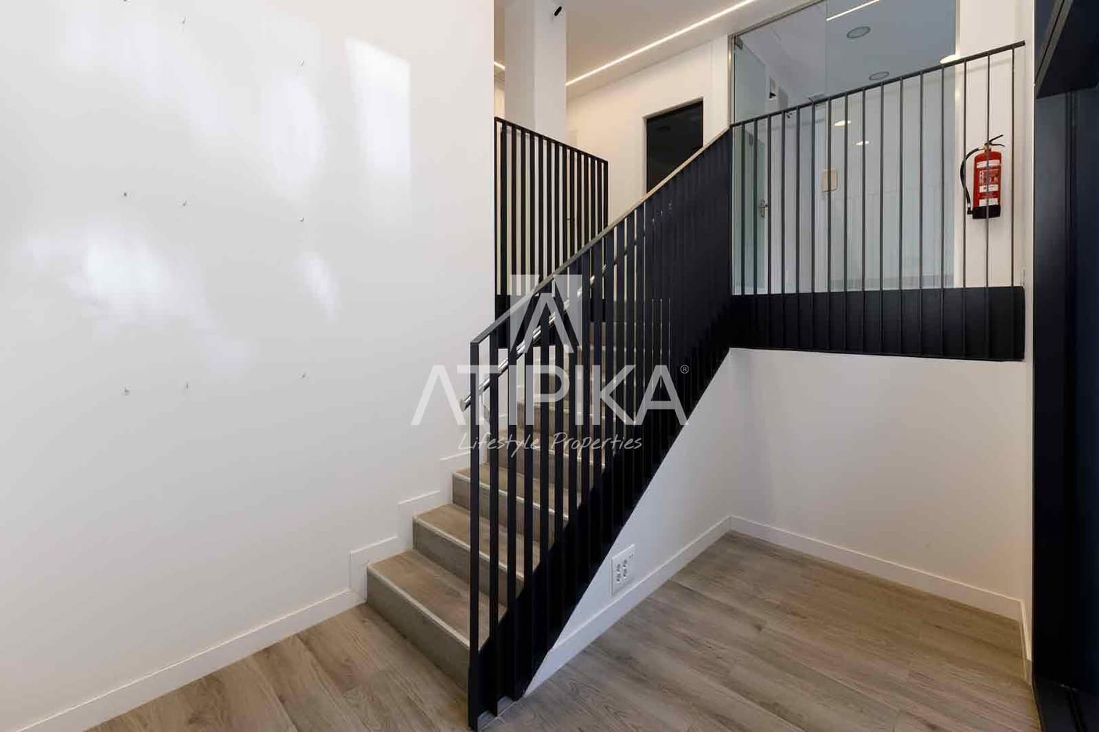 2 sovrum Kommersiell att hyra i Barcelona stad - 24 003 € (Ref: 9548744)