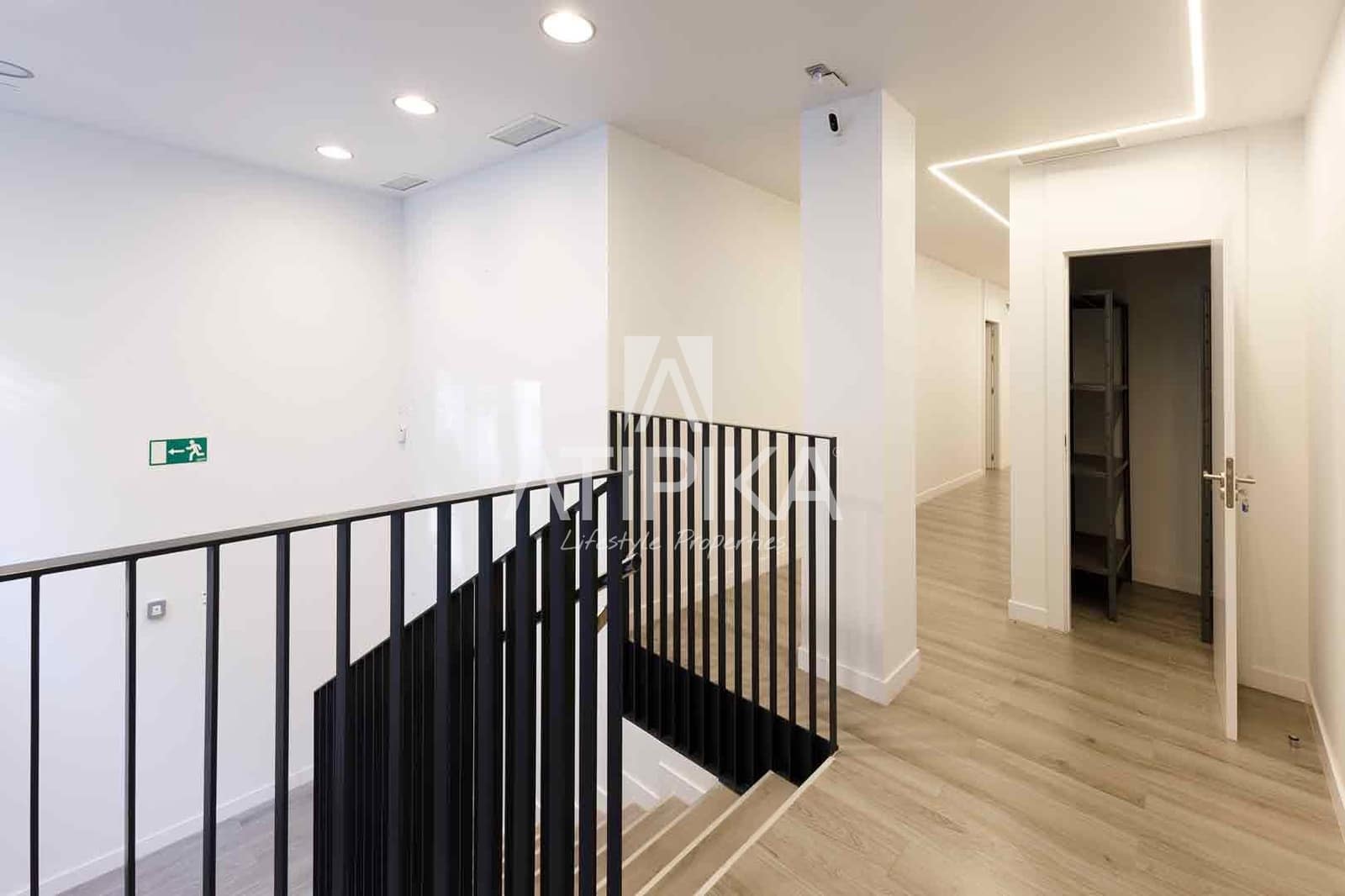 2 sovrum Kommersiell att hyra i Barcelona stad - 24 003 € (Ref: 9548744)