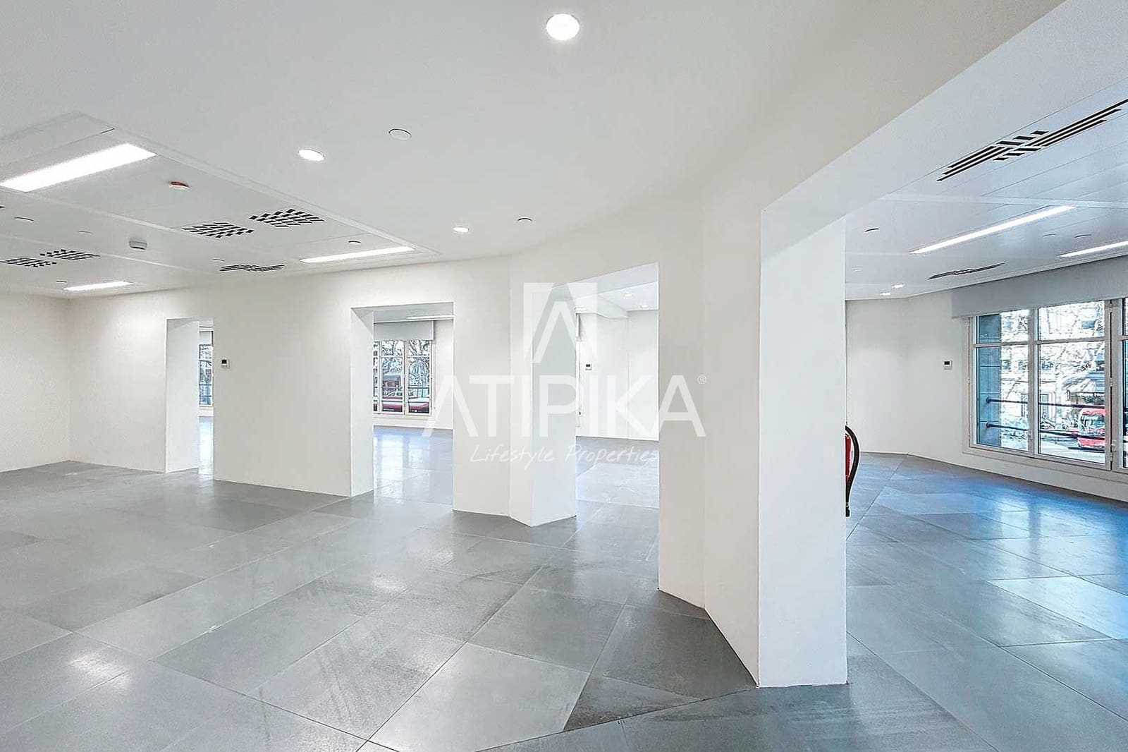 5 soverom Kontor til leie i Barcelona by - € 13 130 (Ref: 9548745)