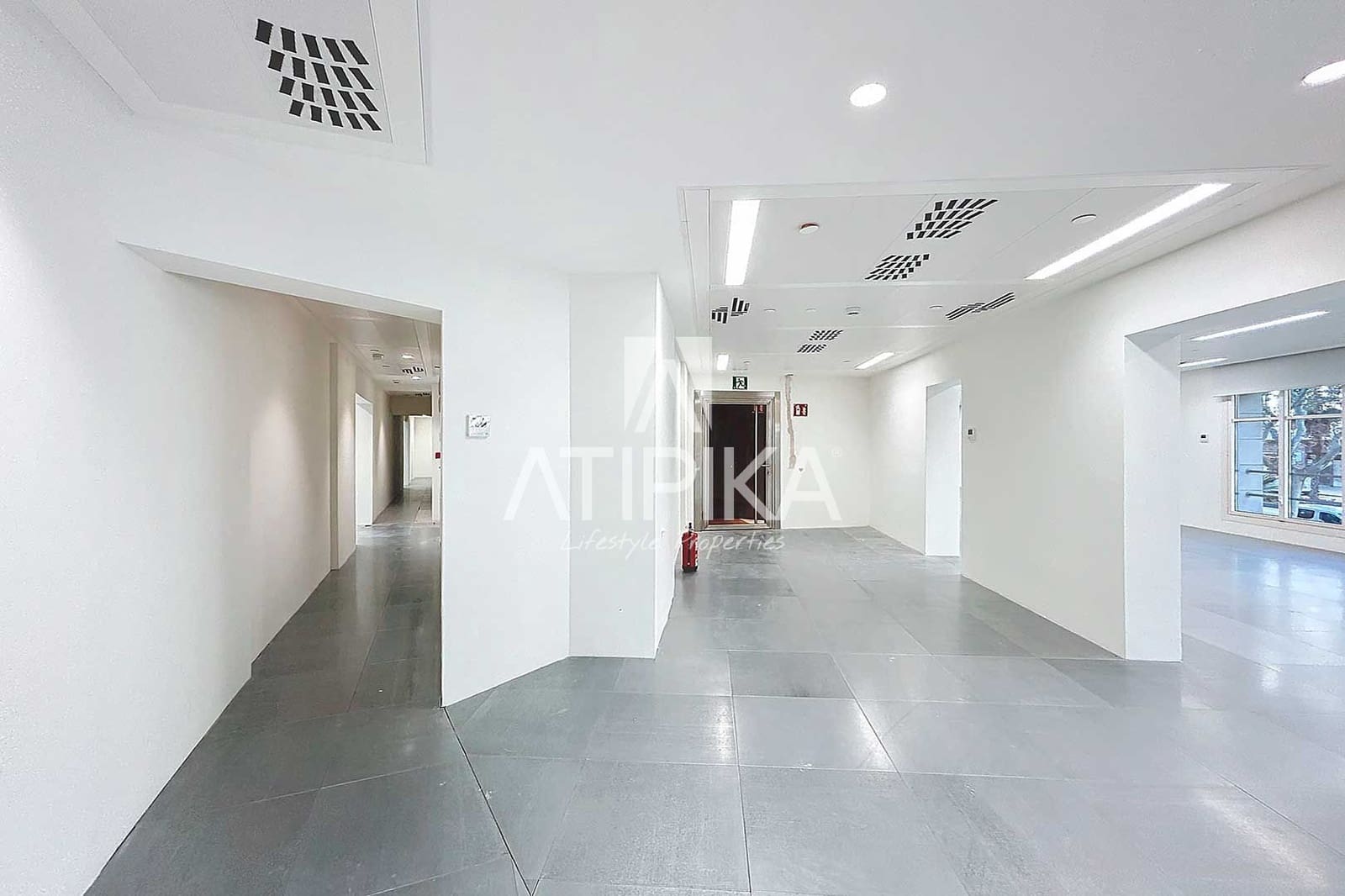 5 soverom Kontor til leie i Barcelona by - € 13 130 (Ref: 9548745)