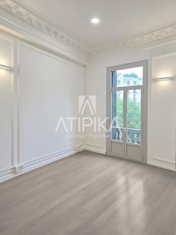 12 soverom Kontor til leie i Barcelona by - € 12 672 (Ref: 9548746)