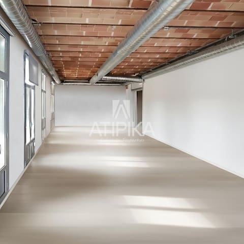 12 soverom Kontor til leie i Barcelona by - € 12 672 (Ref: 9548746)