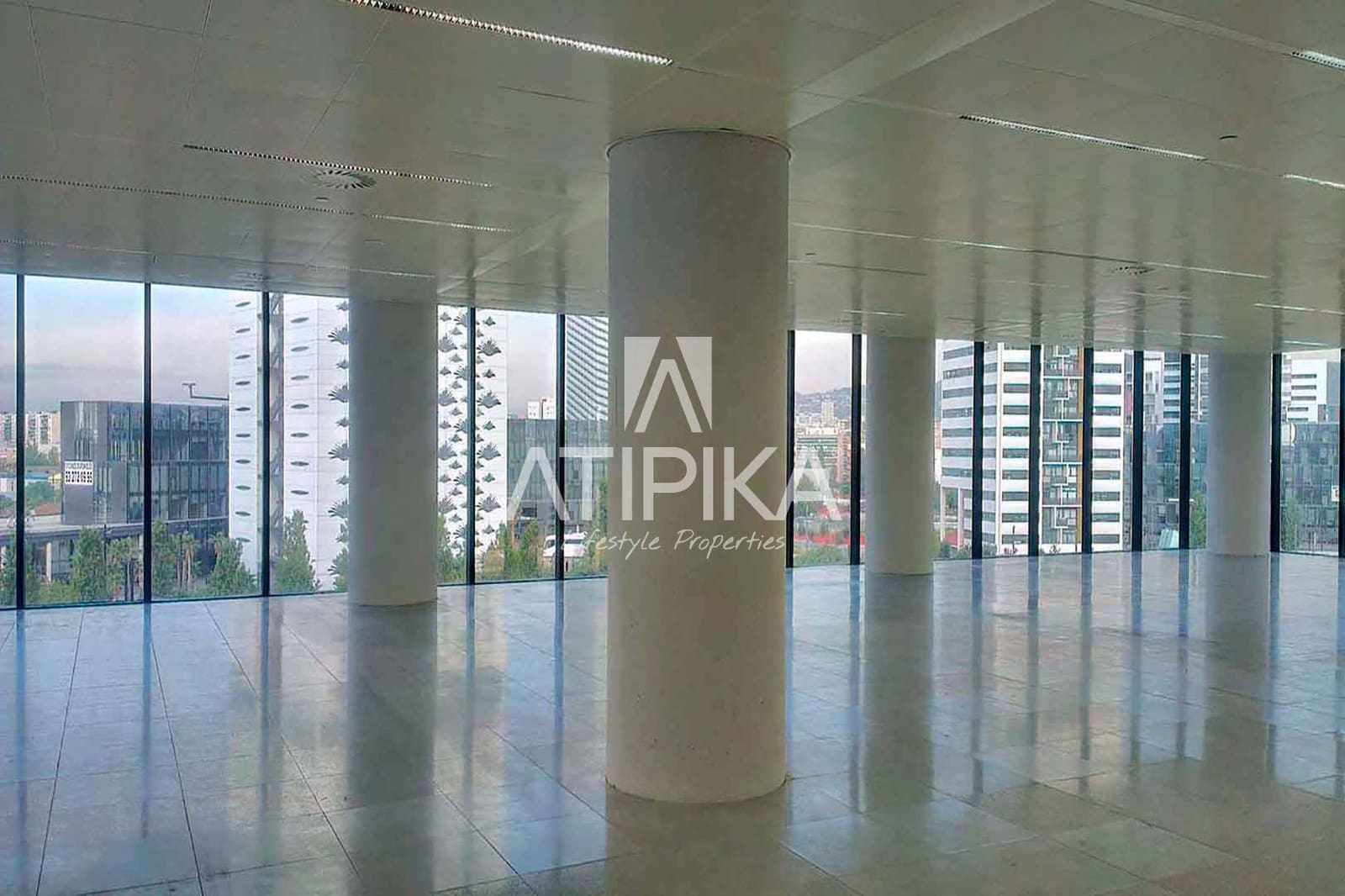 Kontor til leie i L'Hospitalet de Llobregat - € 13 986 (Ref: 9548747)