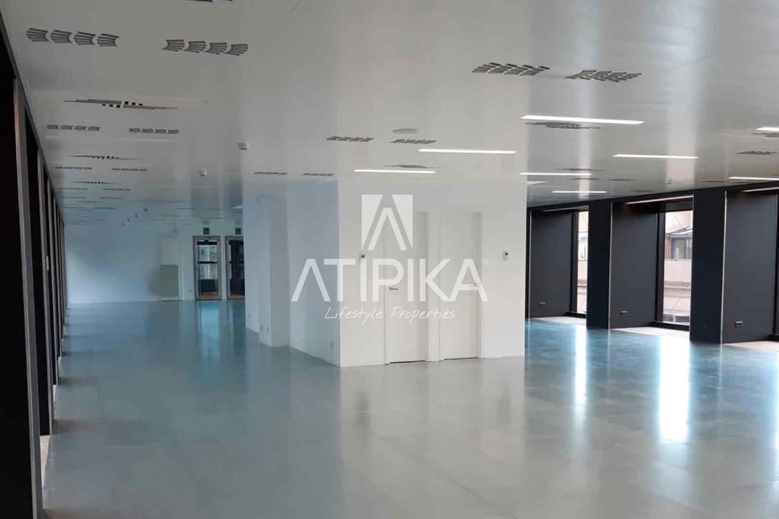 1 soverom Kontor til leie i Barcelona by - € 7 290 (Ref: 9548748)