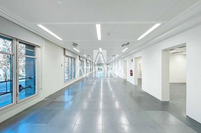 5 bedroom Office for rent in Barcelona city - € 13,260 (Ref: 9548749)