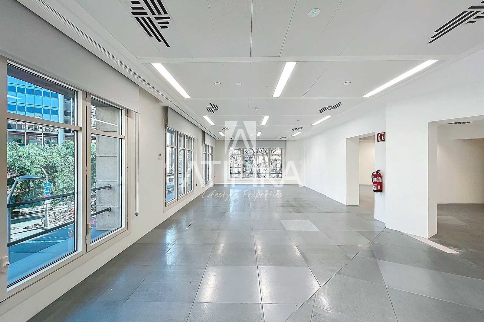 5 bedroom Office for rent in Barcelona city - € 13,260 (Ref: 9548749)