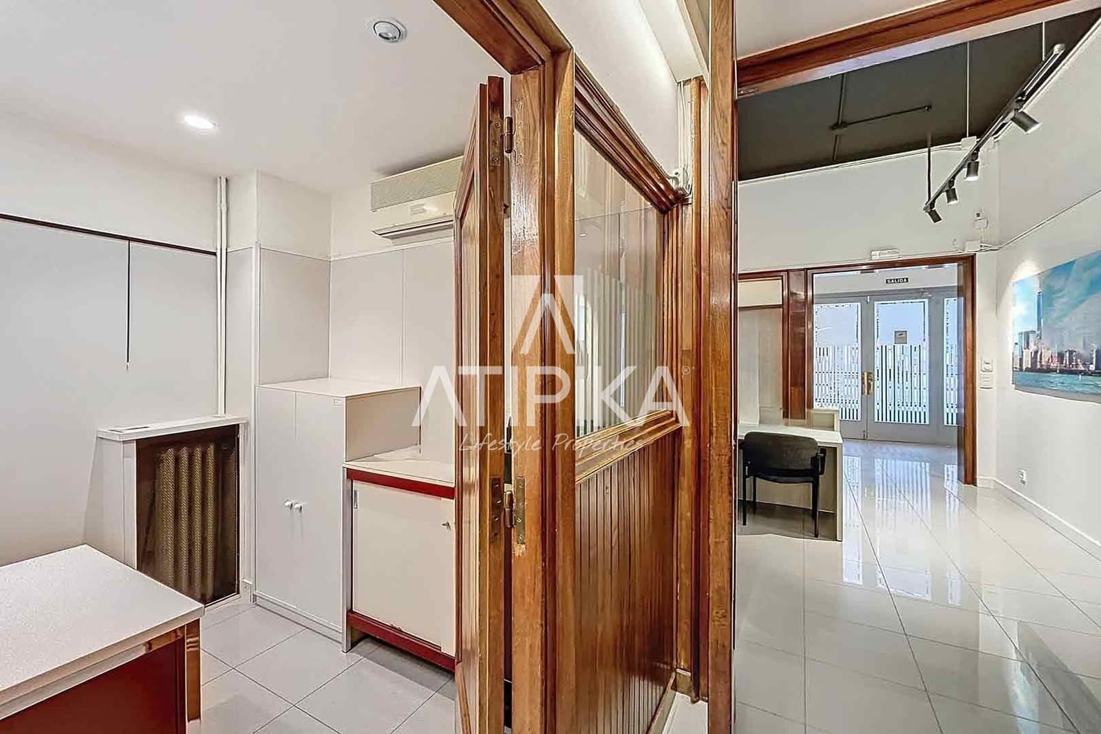 10 soverom Kontor til leie i Barcelona by - € 6 000 (Ref: 9548750)