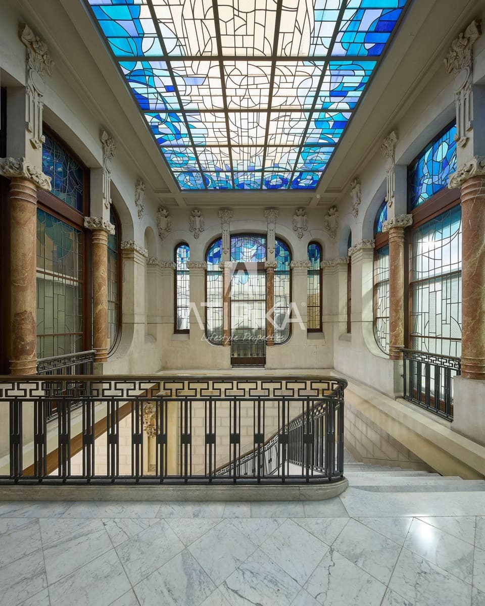 1 soverom Kontor til leie i Barcelona by - € 8 514 (Ref: 9548752)