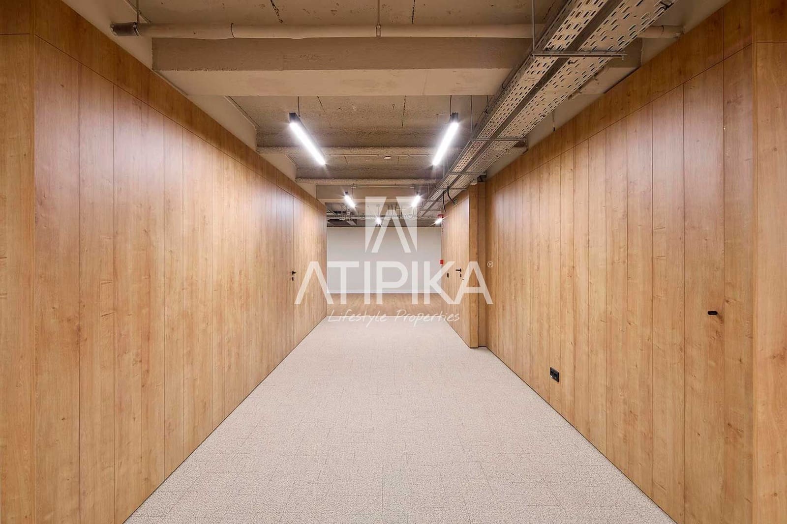 1 soverom Kontor til leie i Barcelona by - € 8 514 (Ref: 9548752)