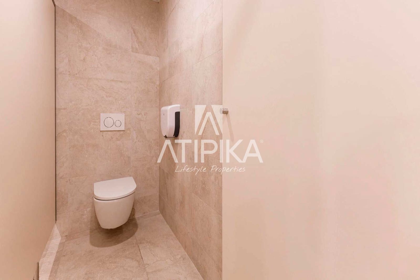 Kontor til leie i Barcelona by - € 16 856 (Ref: 9548753)