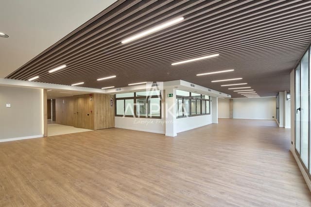 Kontor til leie i Barcelona by - € 16 856 (Ref: 9548753)