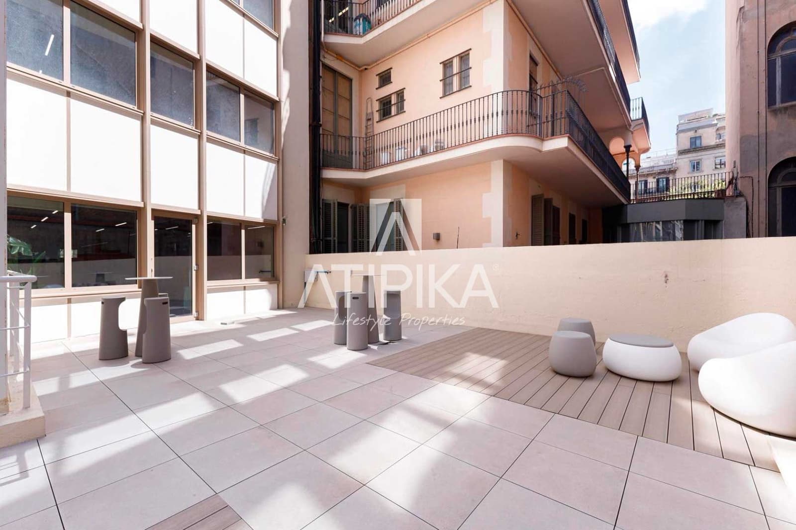 Kontor til leie i Barcelona by - € 16 856 (Ref: 9548753)