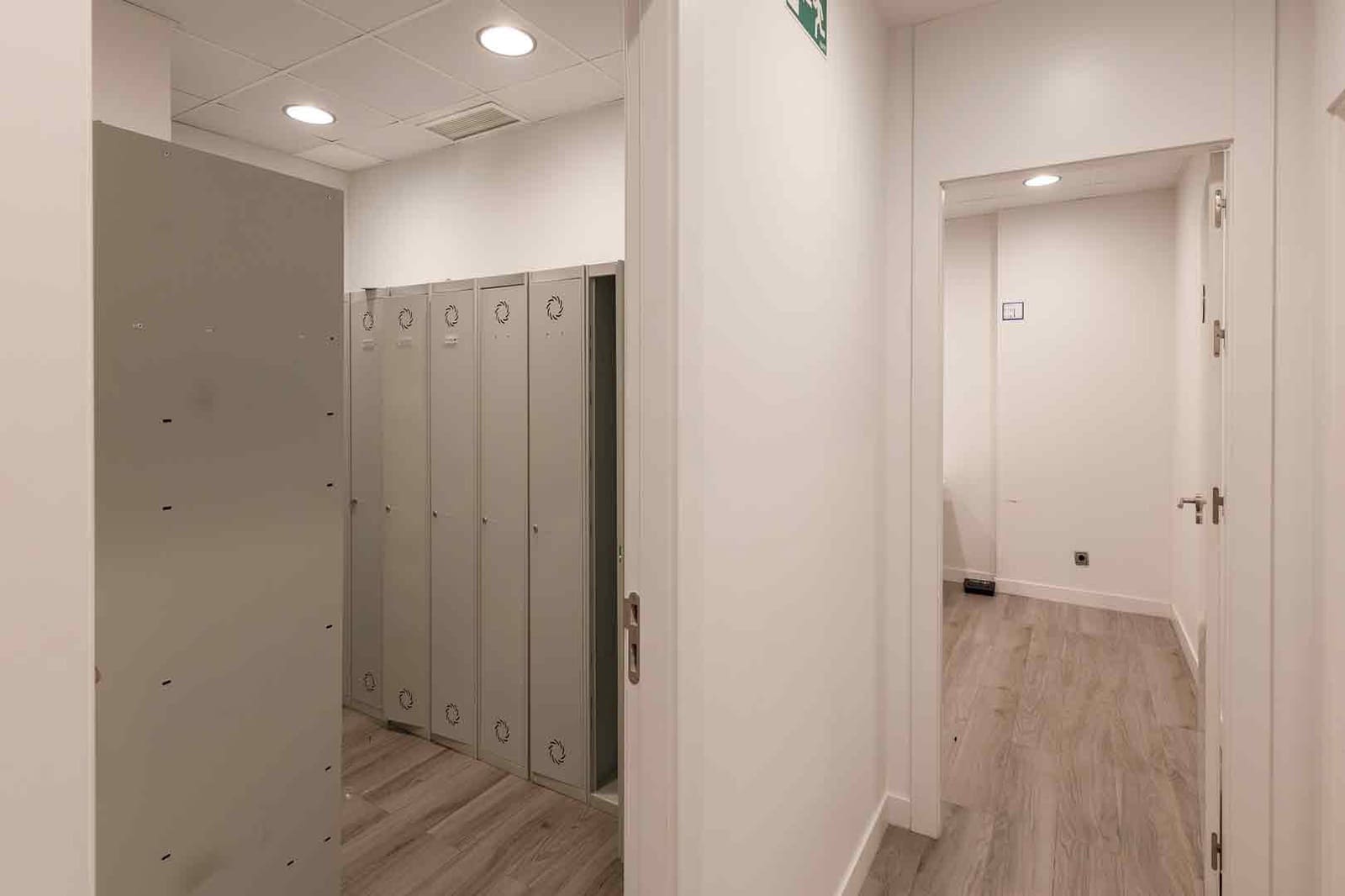 2 soverom Kontor til leie i Barcelona by - € 24 003 (Ref: 9548755)