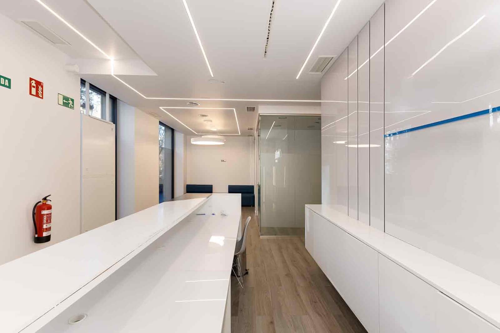 2 soverom Kontor til leie i Barcelona by - € 24 003 (Ref: 9548755)