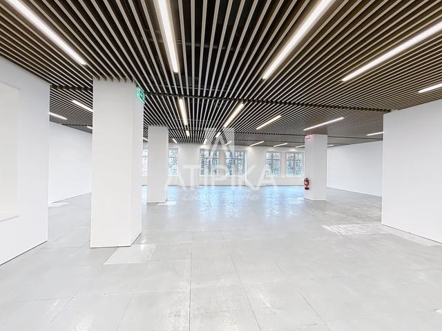 Kontor til leie i Barcelona by - € 16 680 (Ref: 9548760)