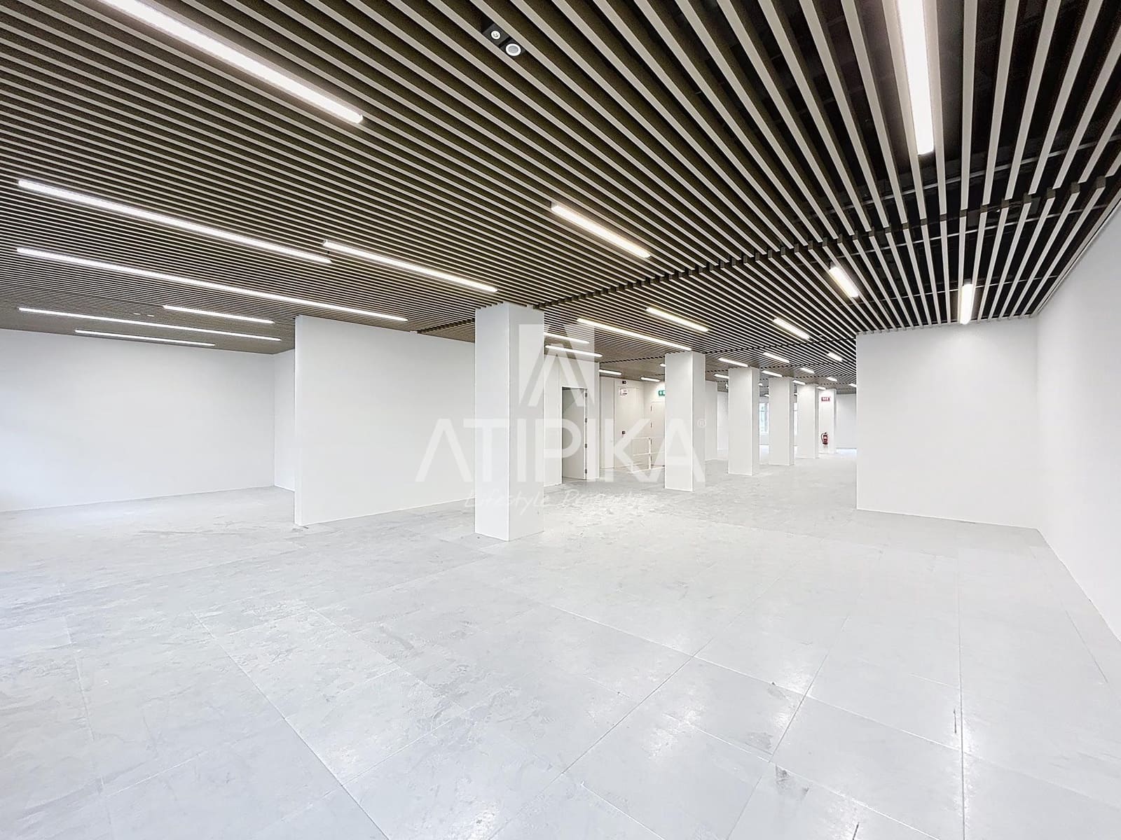 Kontor til leie i Barcelona by - € 16 680 (Ref: 9548760)