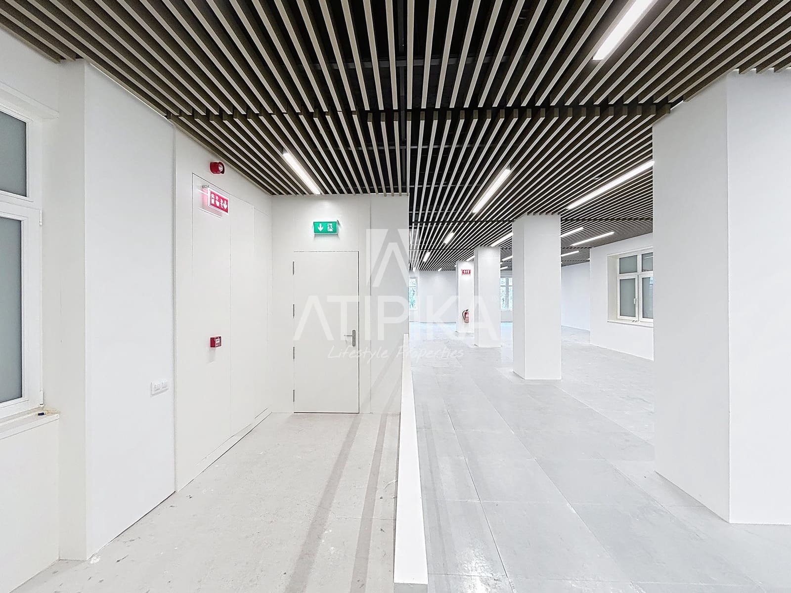 Kontor til leie i Barcelona by - € 16 680 (Ref: 9548760)