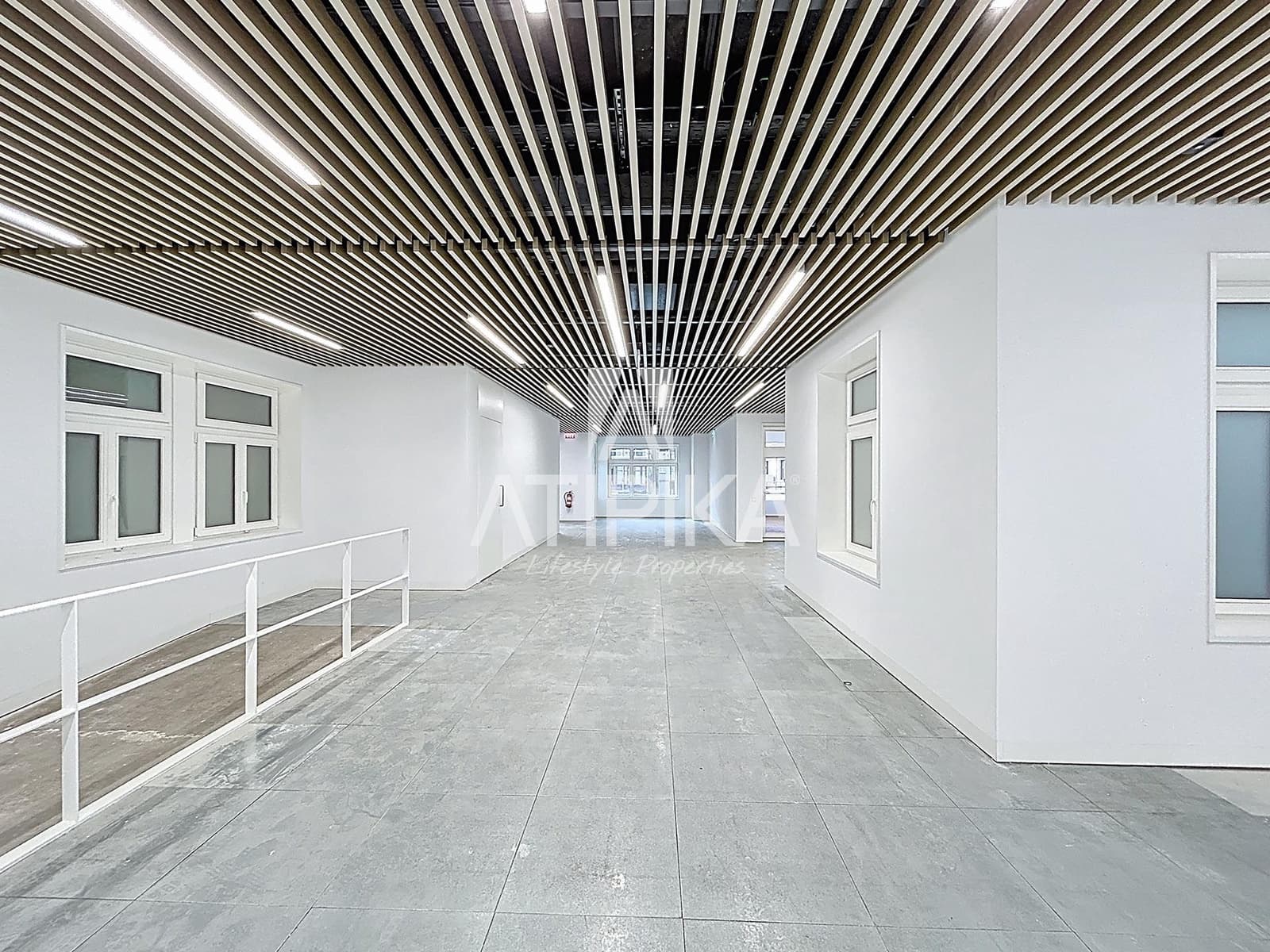 Kontor til leie i Barcelona by - € 16 680 (Ref: 9548760)