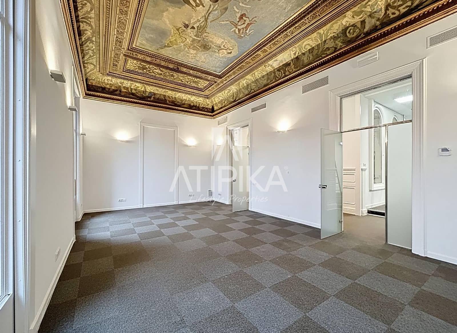 12 bedroom Office for rent in Barcelona city - € 13,000 (Ref: 9548761)