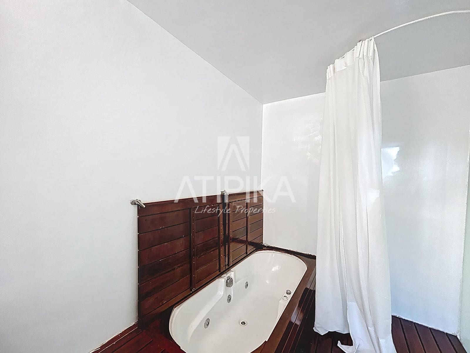 1 soveværelse Lejlighed til leje i Barcelona by - € 2.289 (Ref: 9548763)