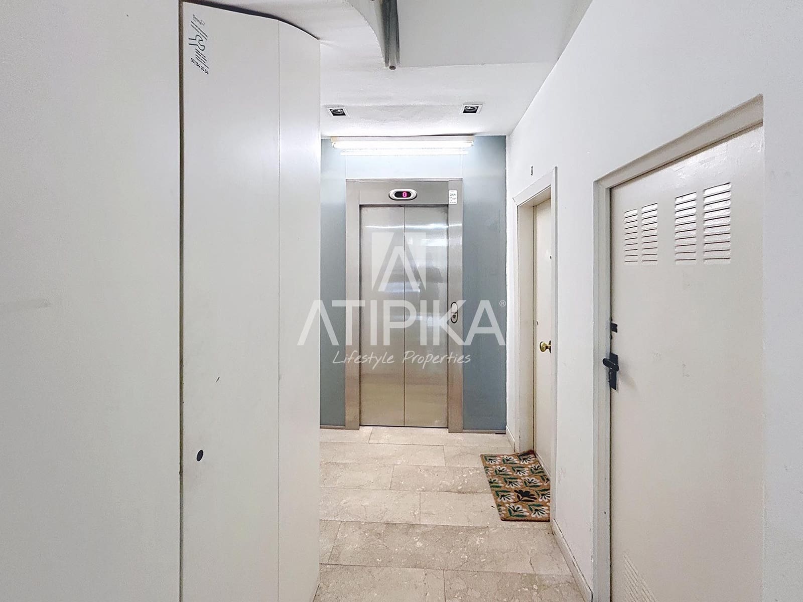 1 soveværelse Lejlighed til leje i Barcelona by - € 2.289 (Ref: 9548763)