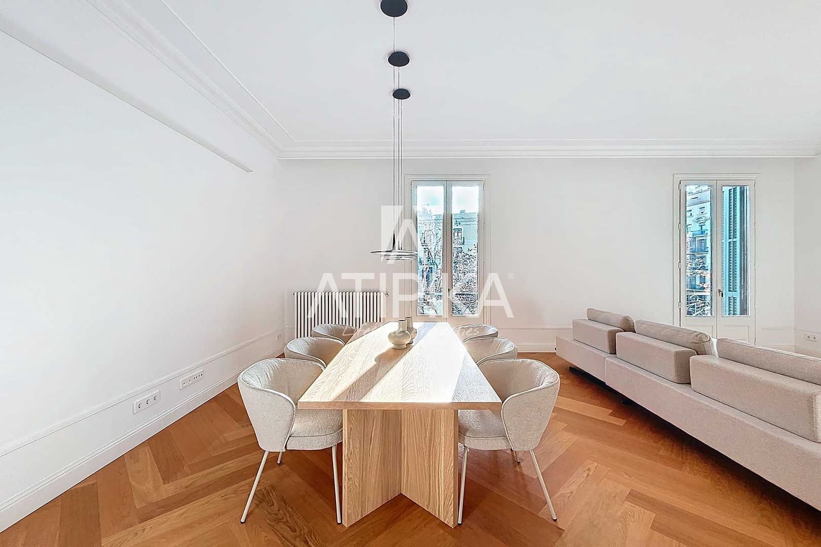 3 bedroom Apartment for rent in Barcelona city with pool - € 9,000 (Ref: 9548764)