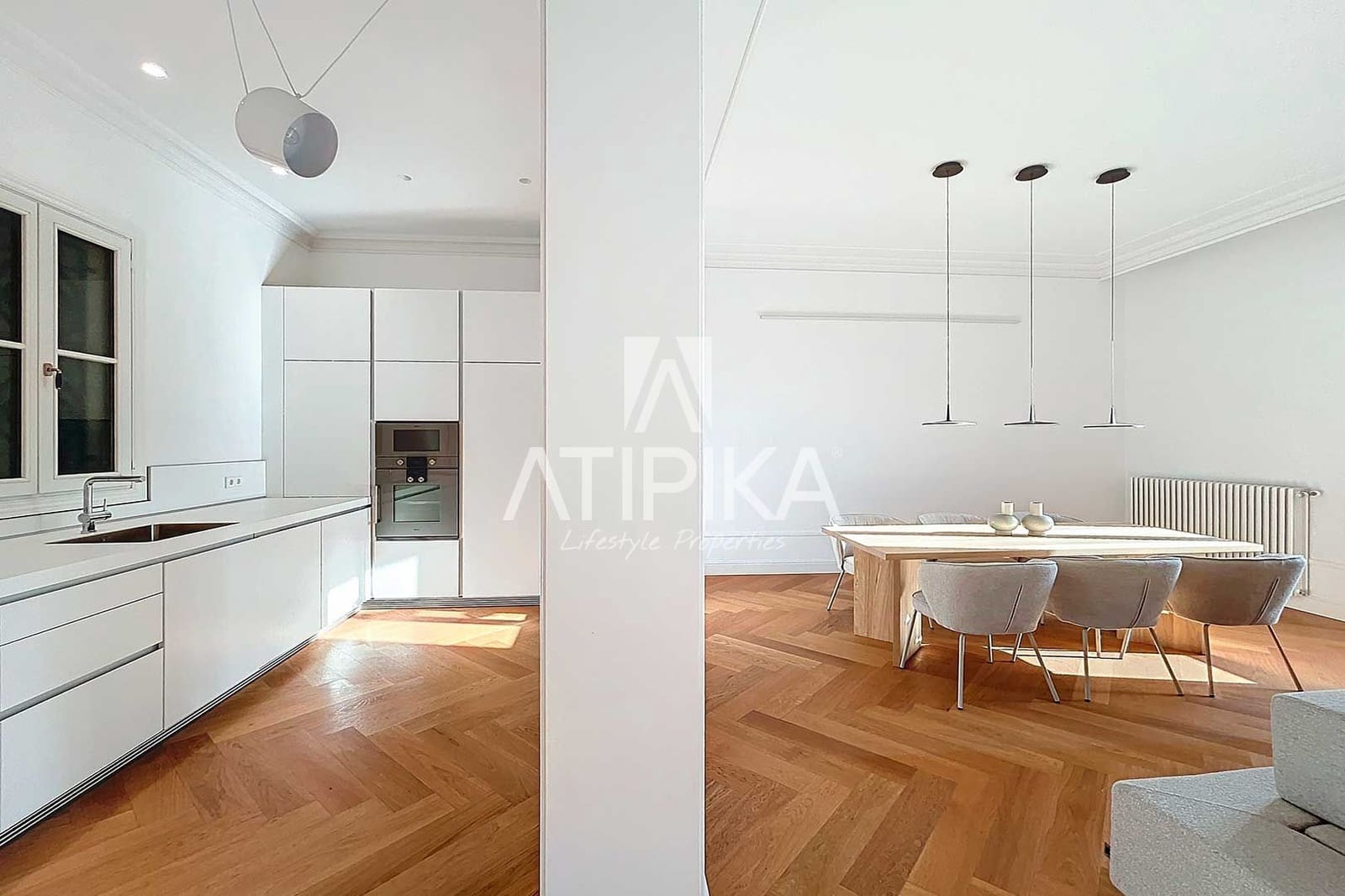 3 bedroom Apartment for rent in Barcelona city with pool - € 9,000 (Ref: 9548764)