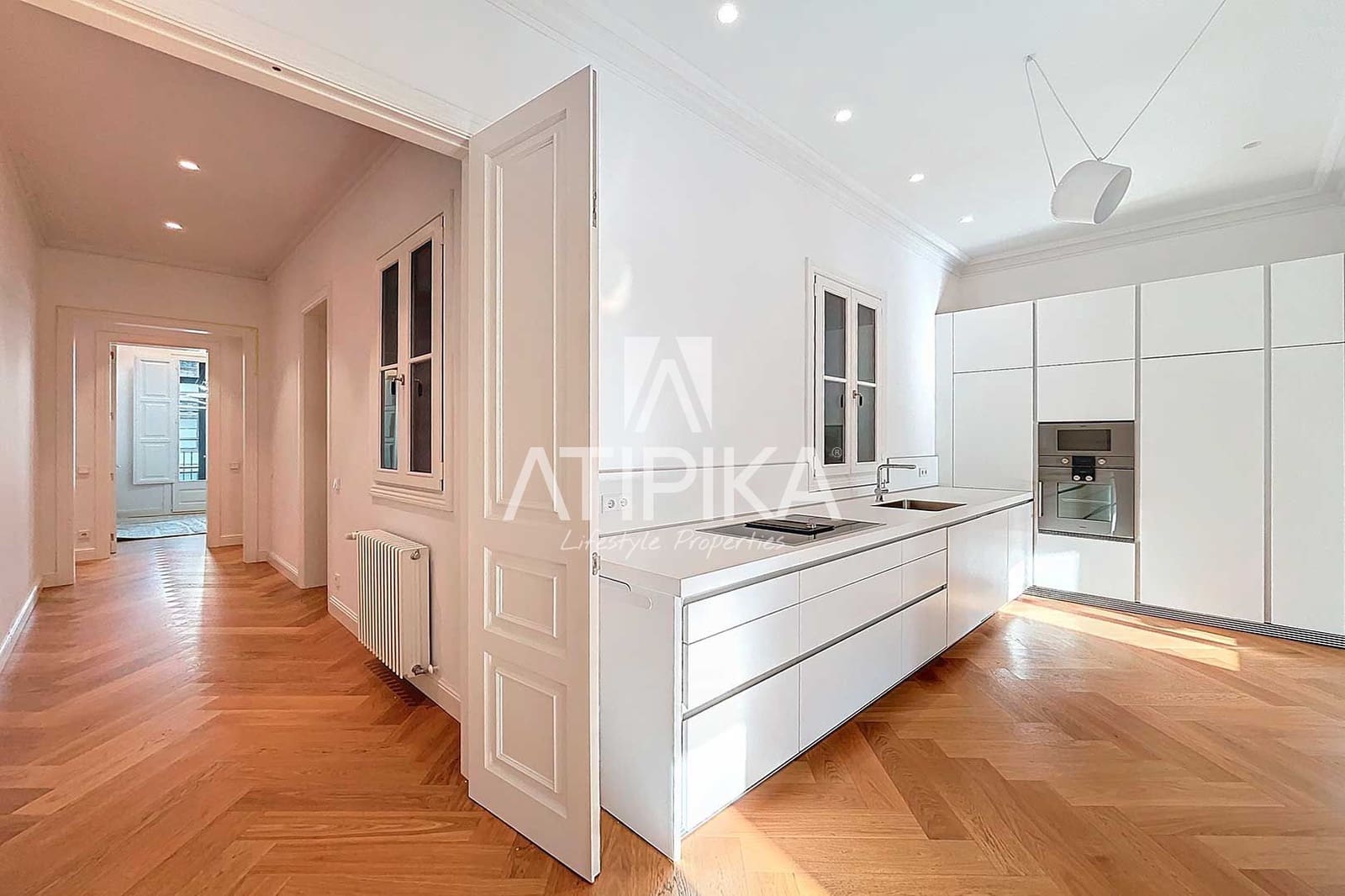 3 bedroom Apartment for rent in Barcelona city with pool - € 9,000 (Ref: 9548764)