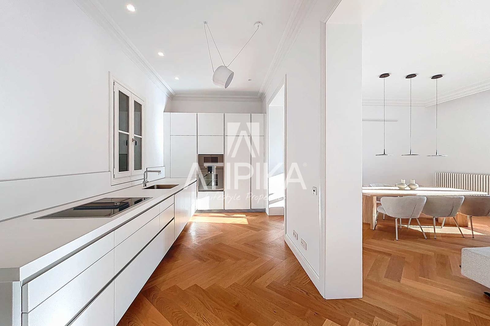 3 bedroom Apartment for rent in Barcelona city with pool - € 9,000 (Ref: 9548764)