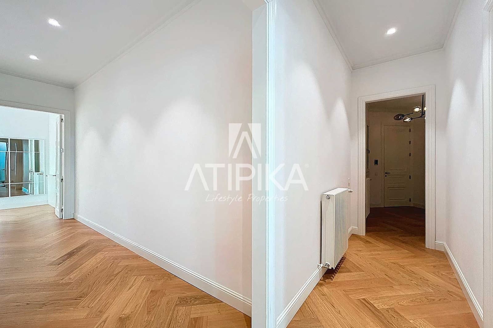 3 bedroom Apartment for rent in Barcelona city with pool - € 9,000 (Ref: 9548764)