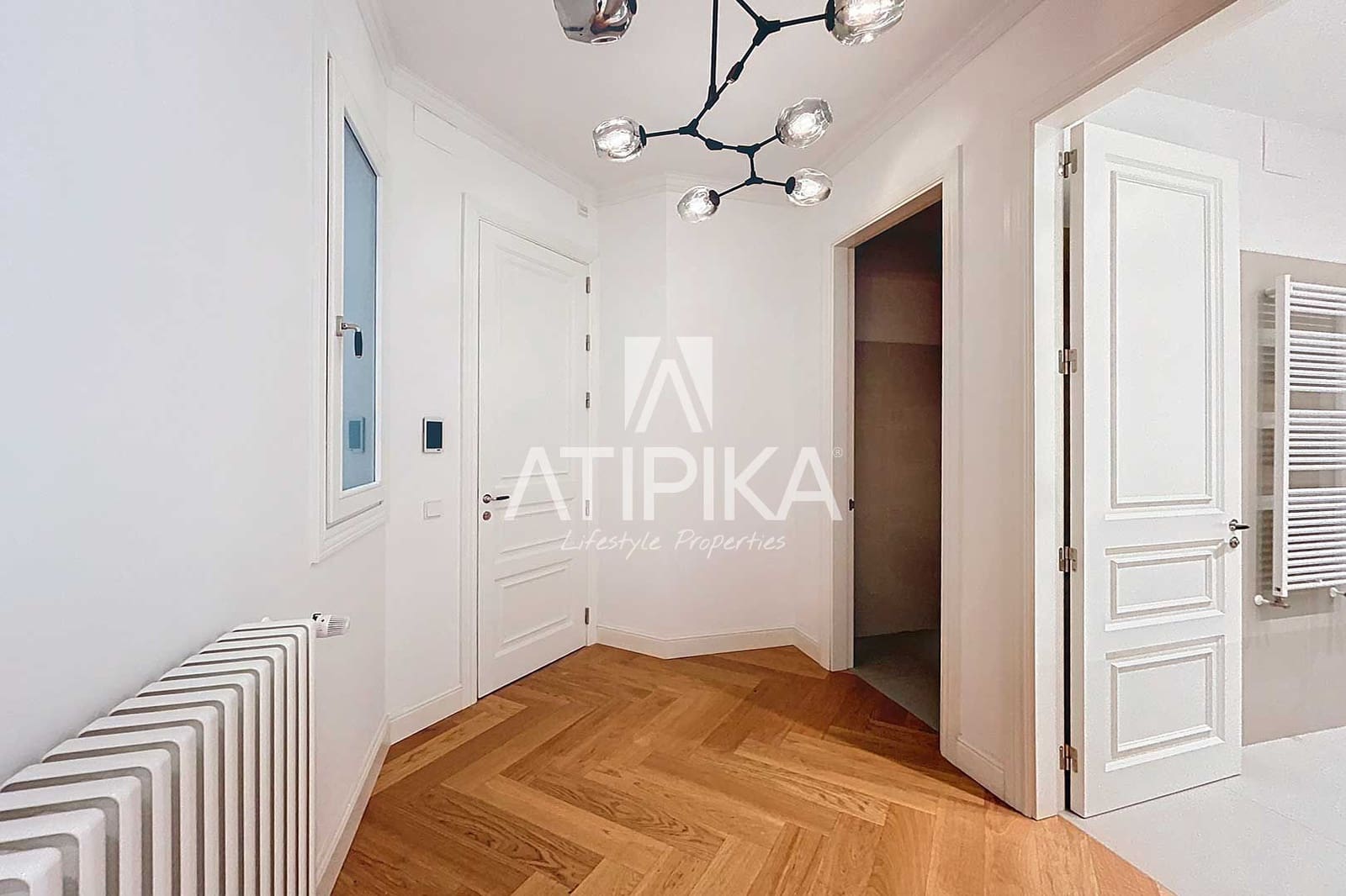 3 bedroom Apartment for rent in Barcelona city with pool - € 9,000 (Ref: 9548764)