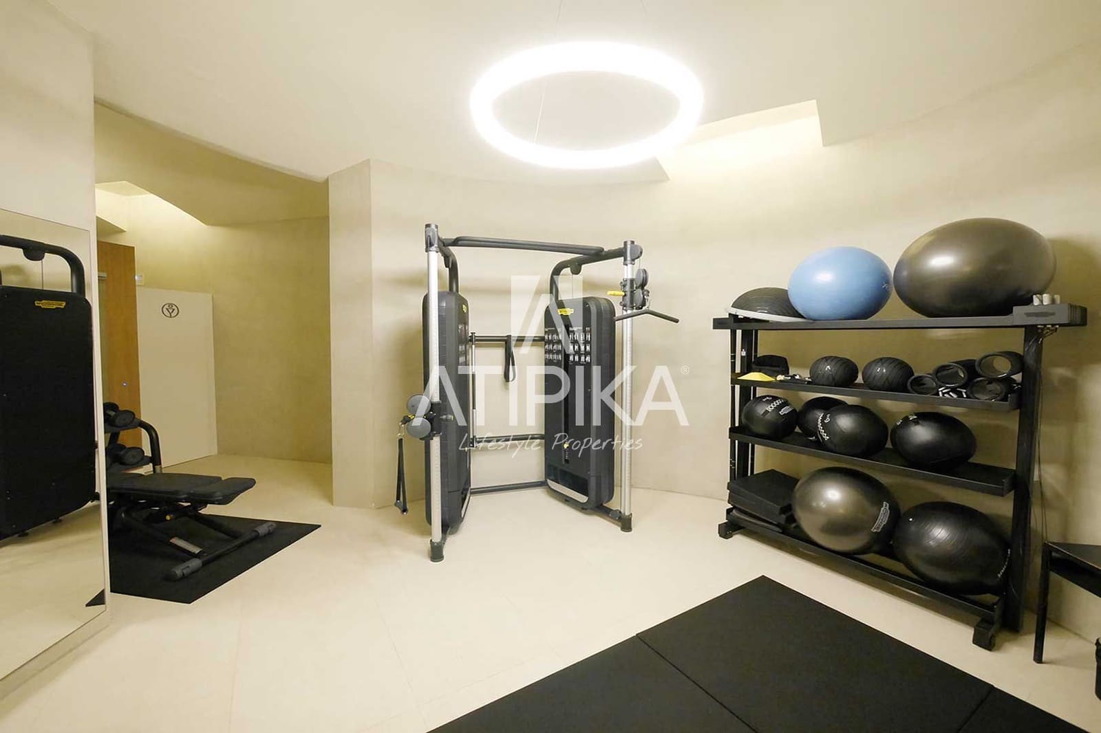 3 bedroom Apartment for rent in Barcelona city with pool - € 9,000 (Ref: 9548764)