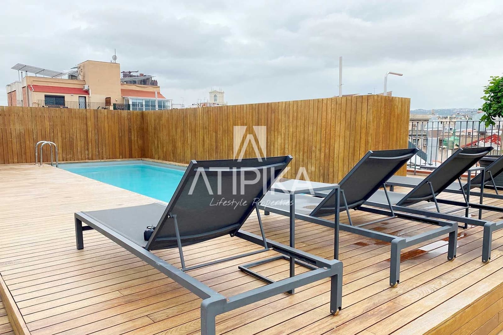 3 bedroom Apartment for rent in Barcelona city with pool - € 9,000 (Ref: 9548764)