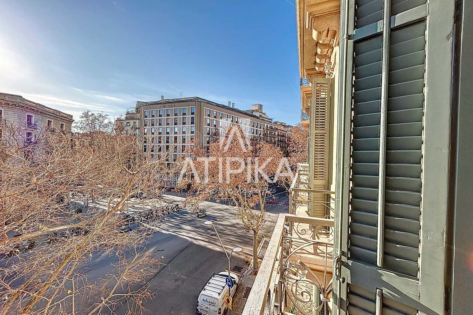 3 bedroom Apartment for rent in Barcelona city with pool - € 9,000 (Ref: 9548764)