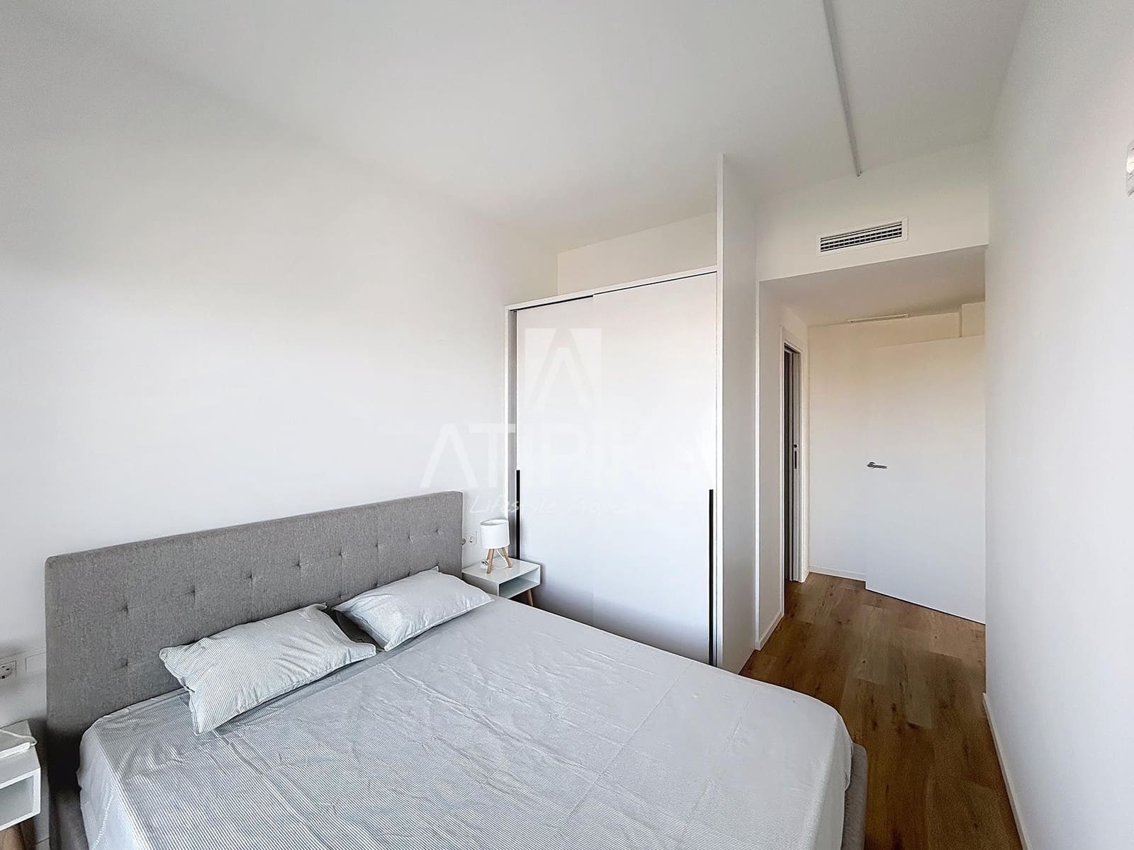 2 makuuhuone Kattohuoneisto vuokrattavana paikassa Esplugues de Llobregat mukana uima-altaan - 2 500 € (Ref: 9548765)