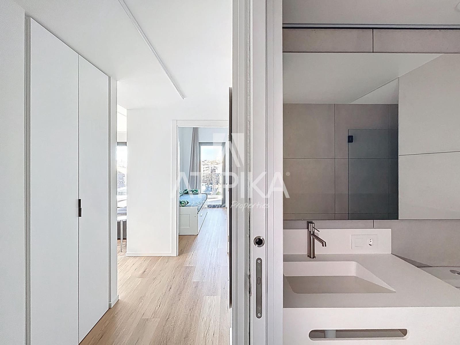 2 makuuhuone Kattohuoneisto vuokrattavana paikassa Esplugues de Llobregat mukana uima-altaan - 2 500 € (Ref: 9548765)