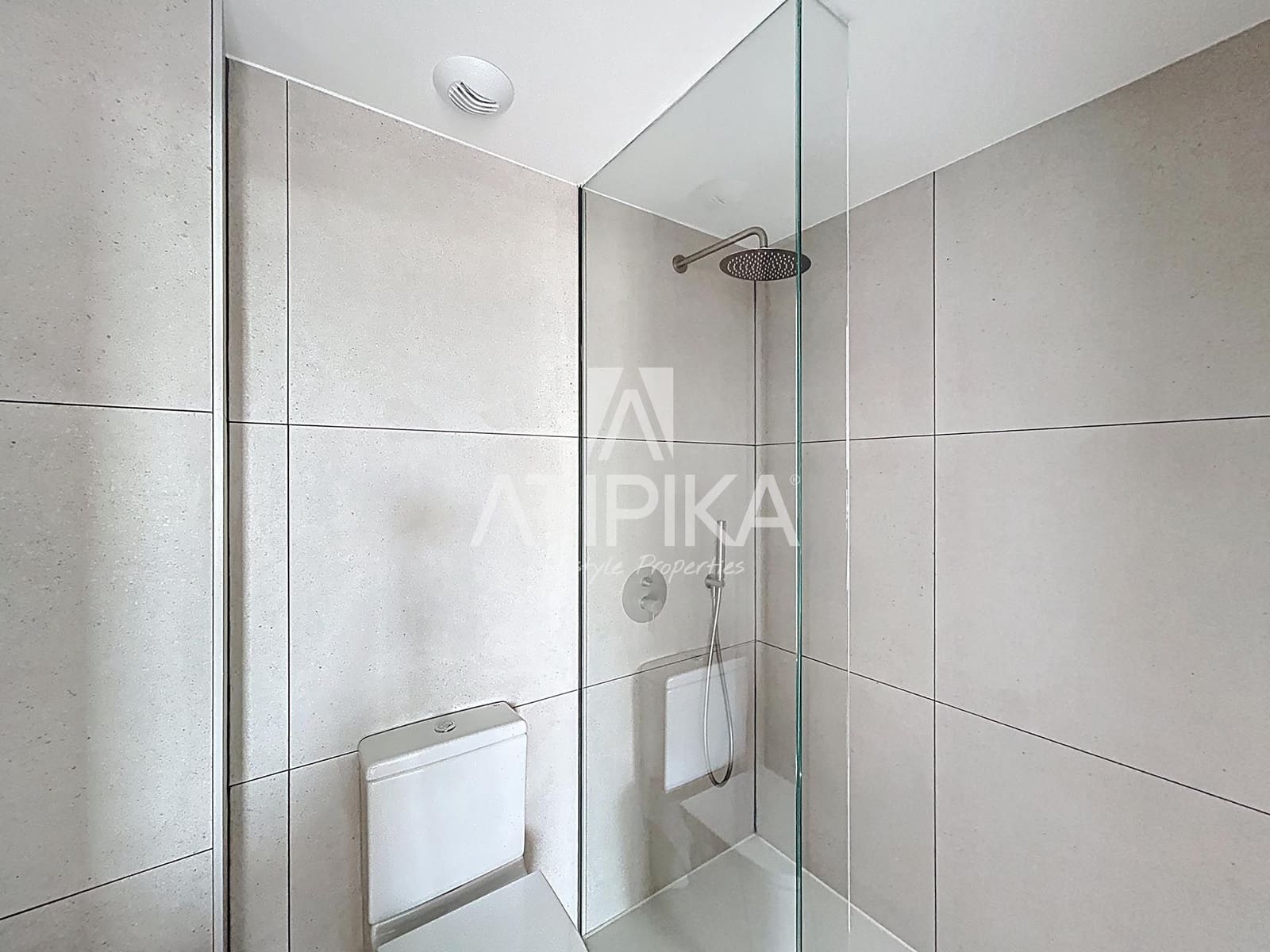 2 makuuhuone Kattohuoneisto vuokrattavana paikassa Esplugues de Llobregat mukana uima-altaan - 2 500 € (Ref: 9548765)