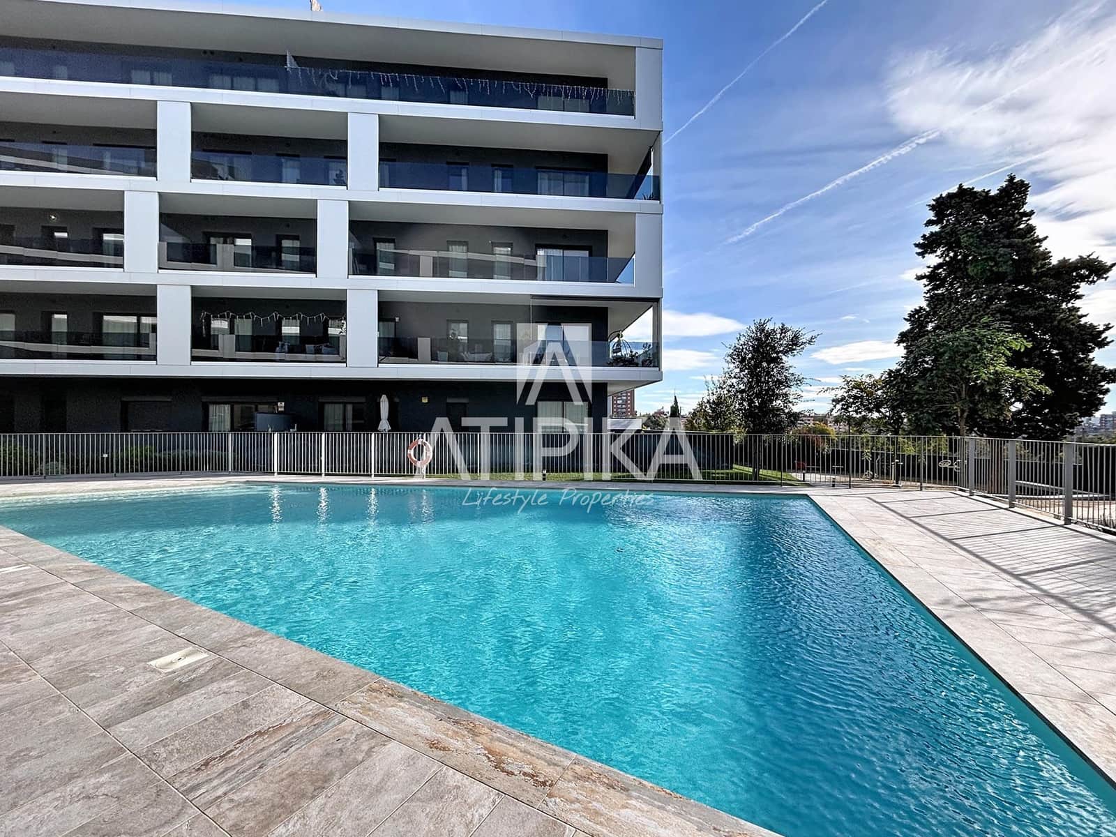 2 makuuhuone Kattohuoneisto vuokrattavana paikassa Esplugues de Llobregat mukana uima-altaan - 2 500 € (Ref: 9548765)