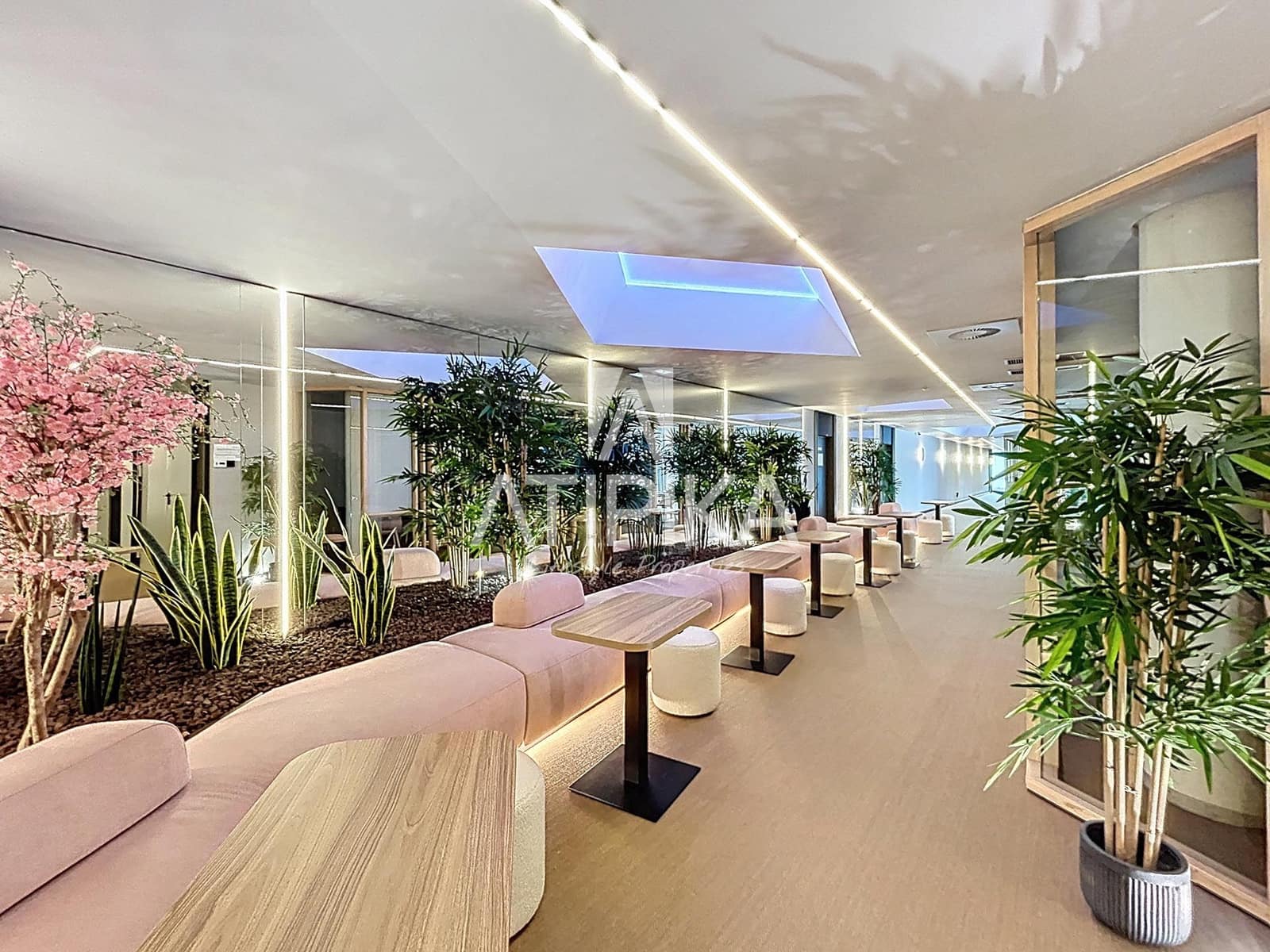 2 makuuhuone Kattohuoneisto vuokrattavana paikassa Esplugues de Llobregat mukana uima-altaan - 2 500 € (Ref: 9548765)