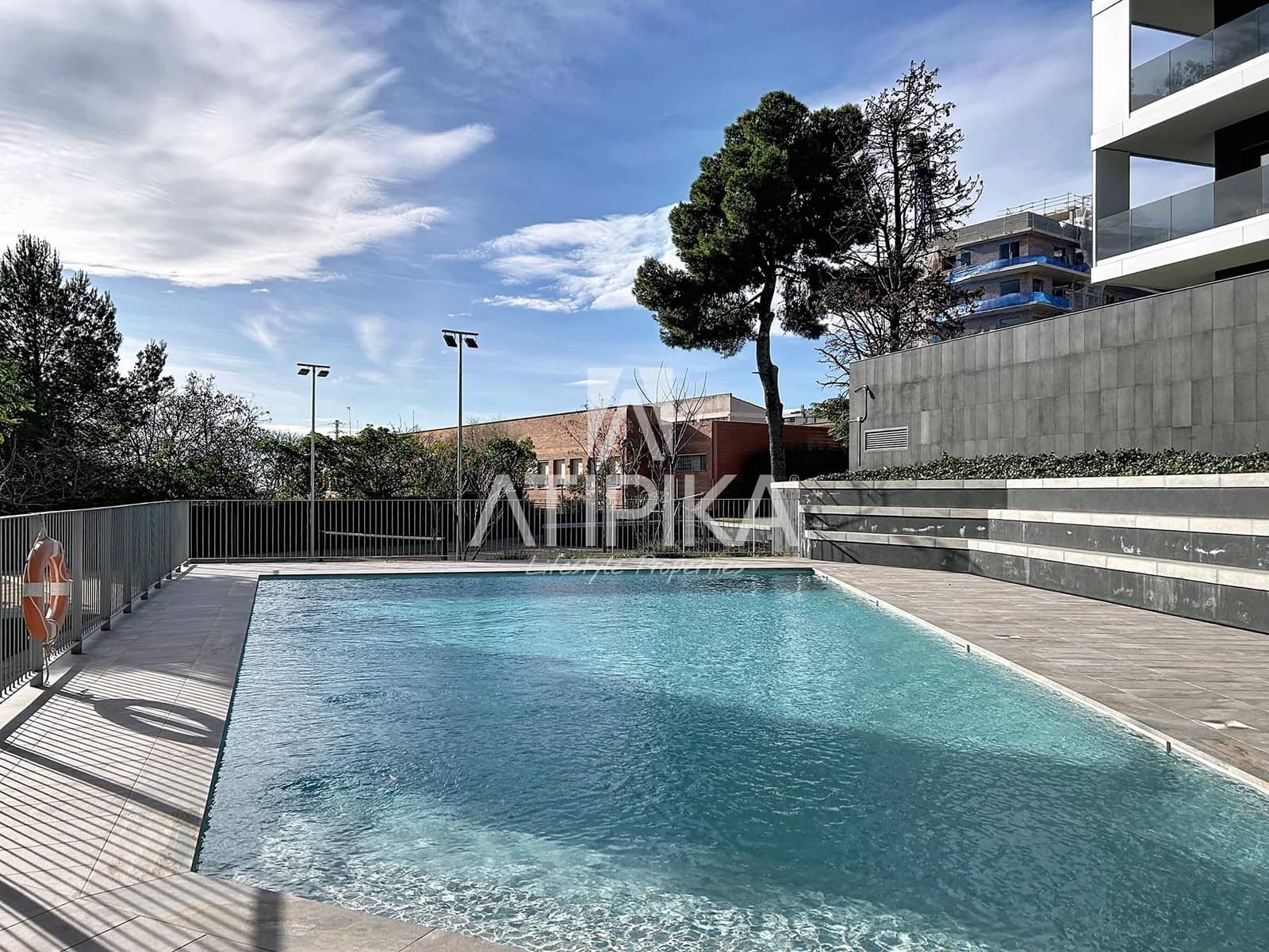 2 makuuhuone Kattohuoneisto vuokrattavana paikassa Esplugues de Llobregat mukana uima-altaan - 2 500 € (Ref: 9548765)